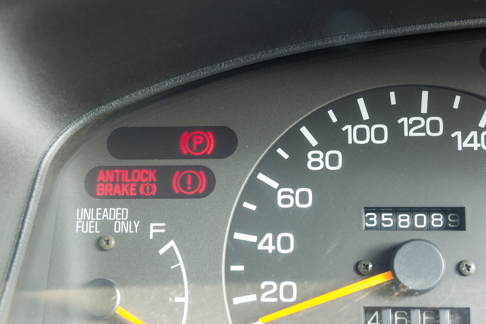 What Does It Mean When the Dashboard Warning Lights Blink? YourMechanic Advice